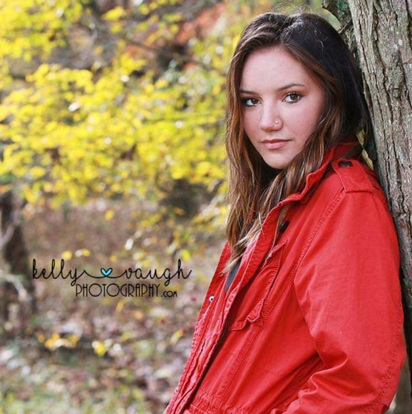 Meet your Posher, Laney - Picture 1 of 1